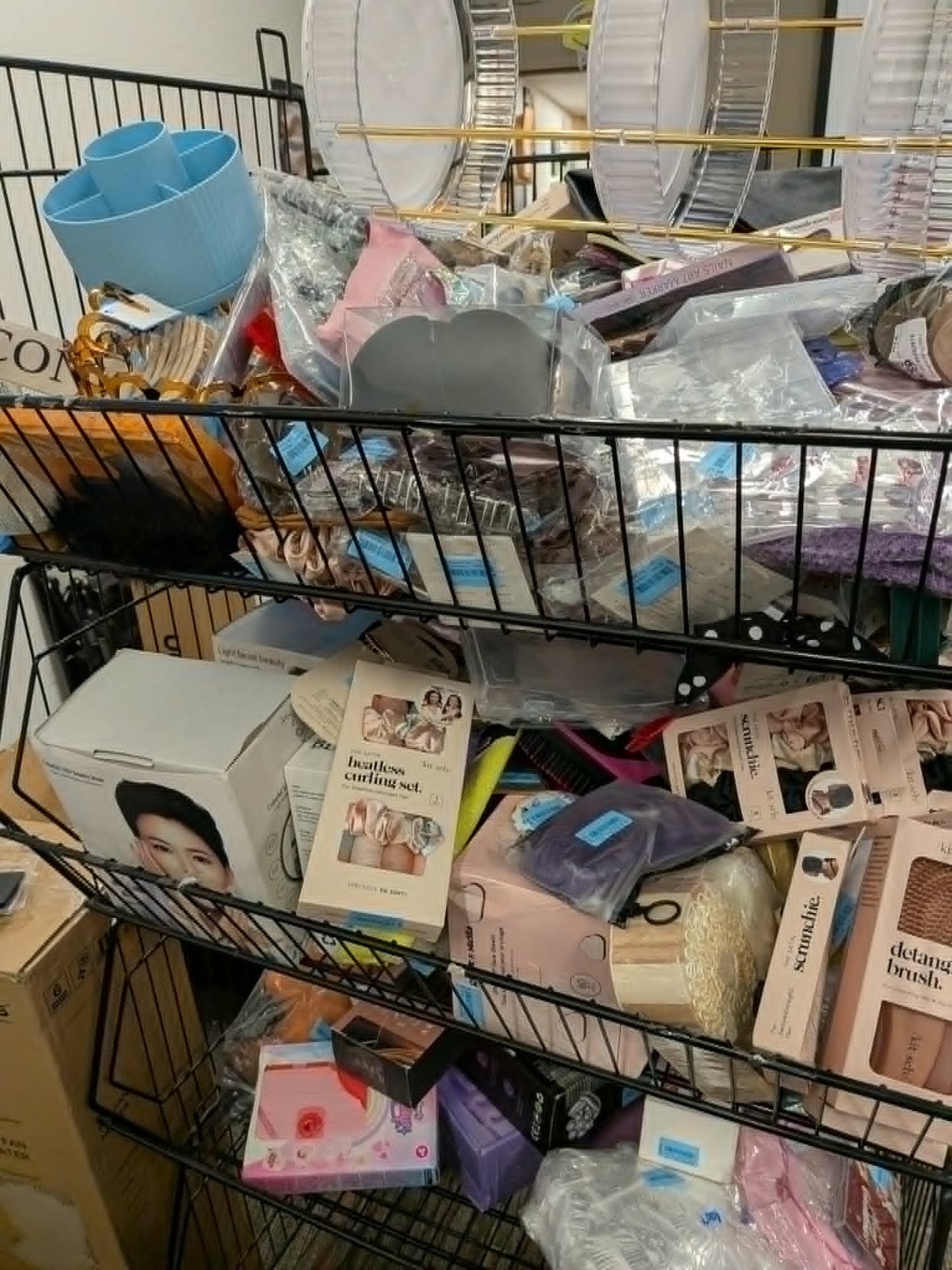 Unclaimed Mail Mystery Box XL (35-55 items) MSRP $350+